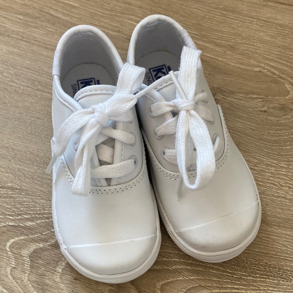 keds champion toe cap
